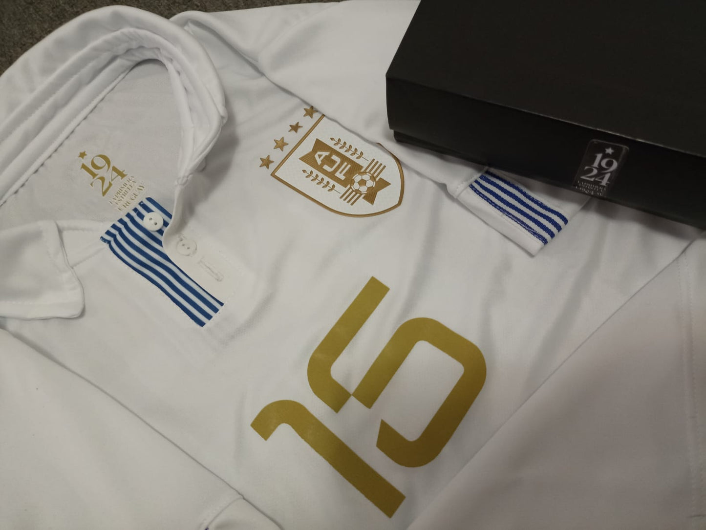JERSEY URUGUAY HOMENAJE CAMPEONES OLIMPICOS 124