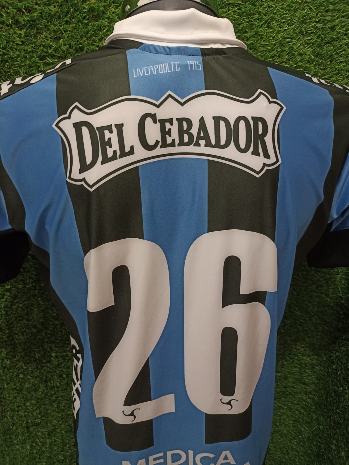 JERSEY LIVERPOOL DE URUGUAY UTILERIA