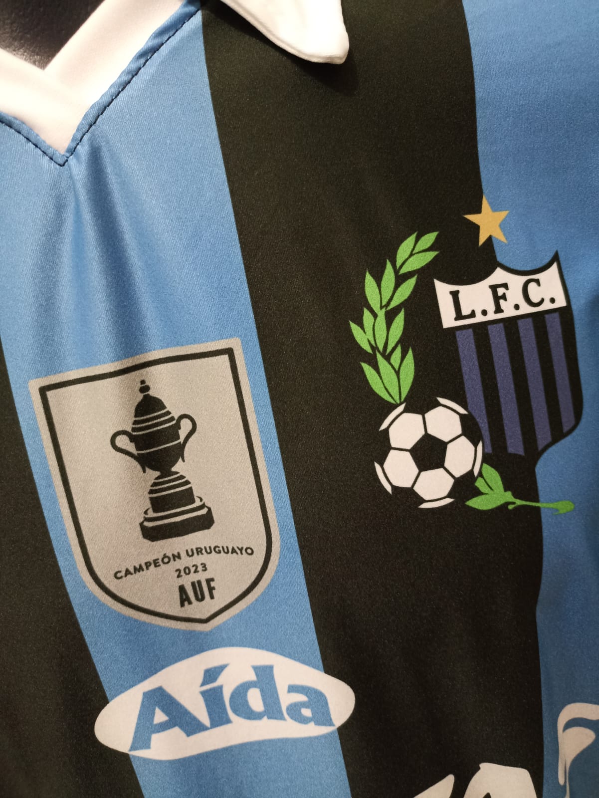 JERSEY LIVERPOOL DE URUGUAY UTILERIA