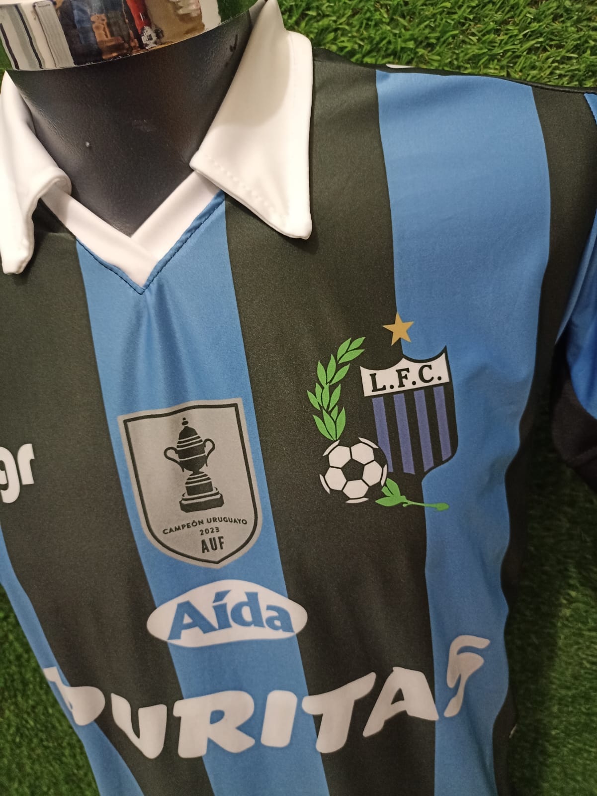 JERSEY LIVERPOOL DE URUGUAY UTILERIA