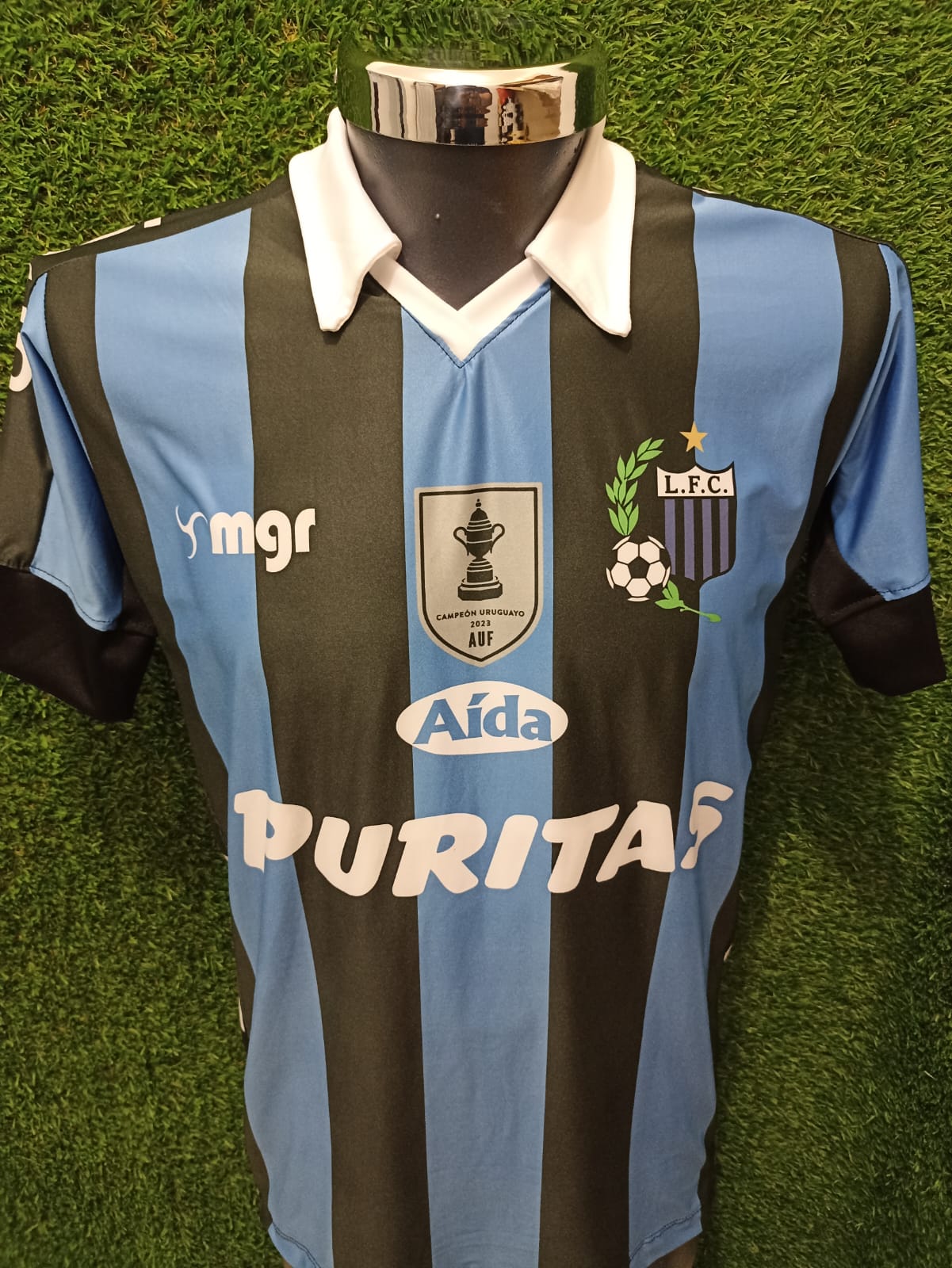 JERSEY LIVERPOOL DE URUGUAY UTILERIA