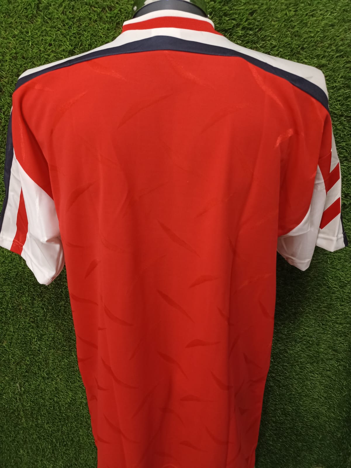 JERSEY NORUEGA 1990 EPOCA