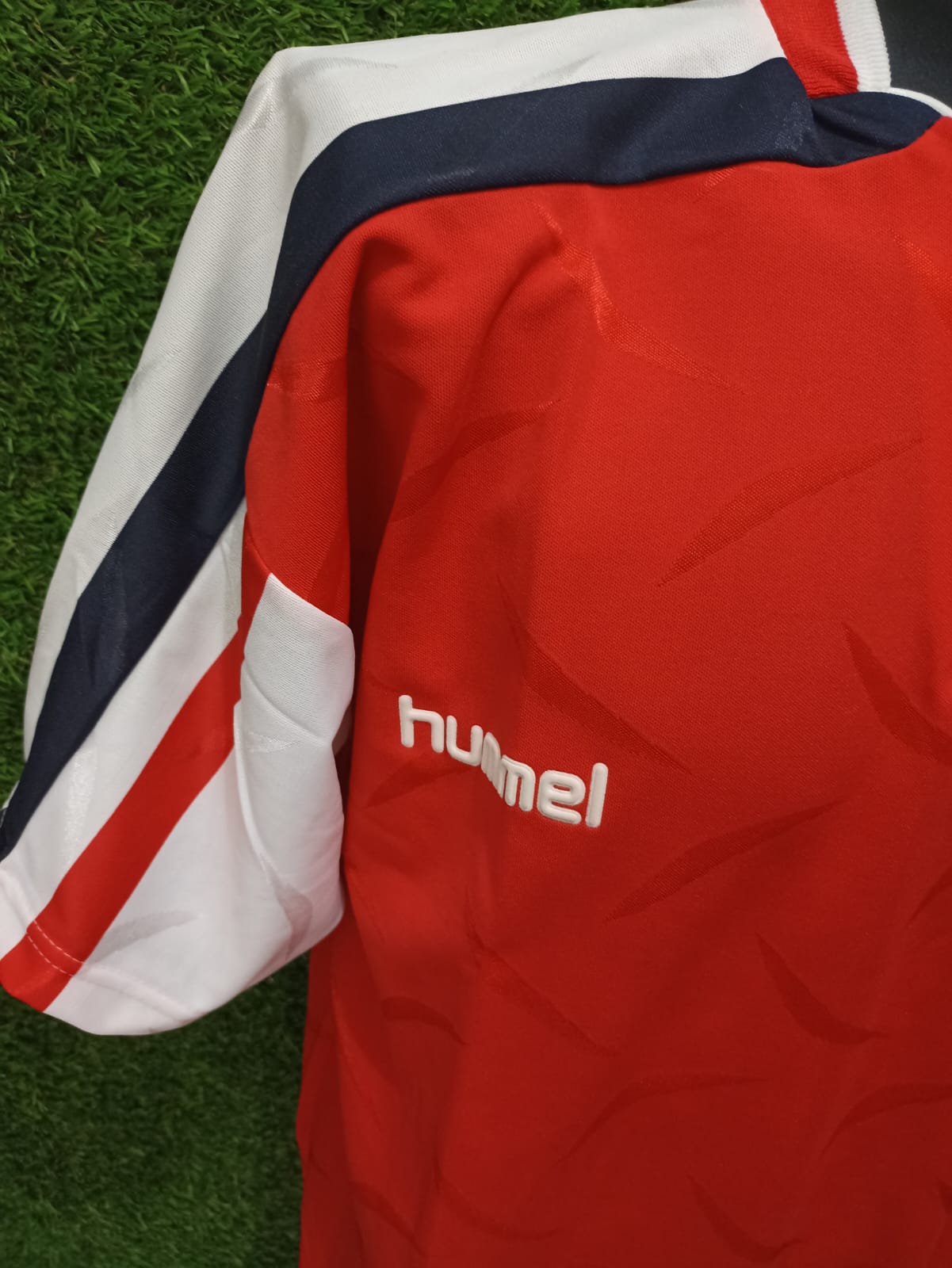 JERSEY NORUEGA 1990 EPOCA