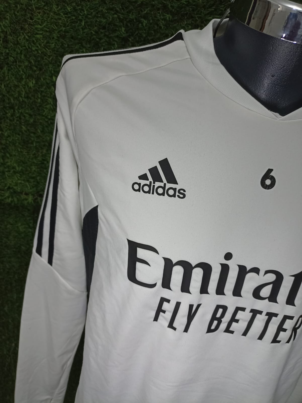SUDADERA REAL MADRID UTILERIA #6 NACHO