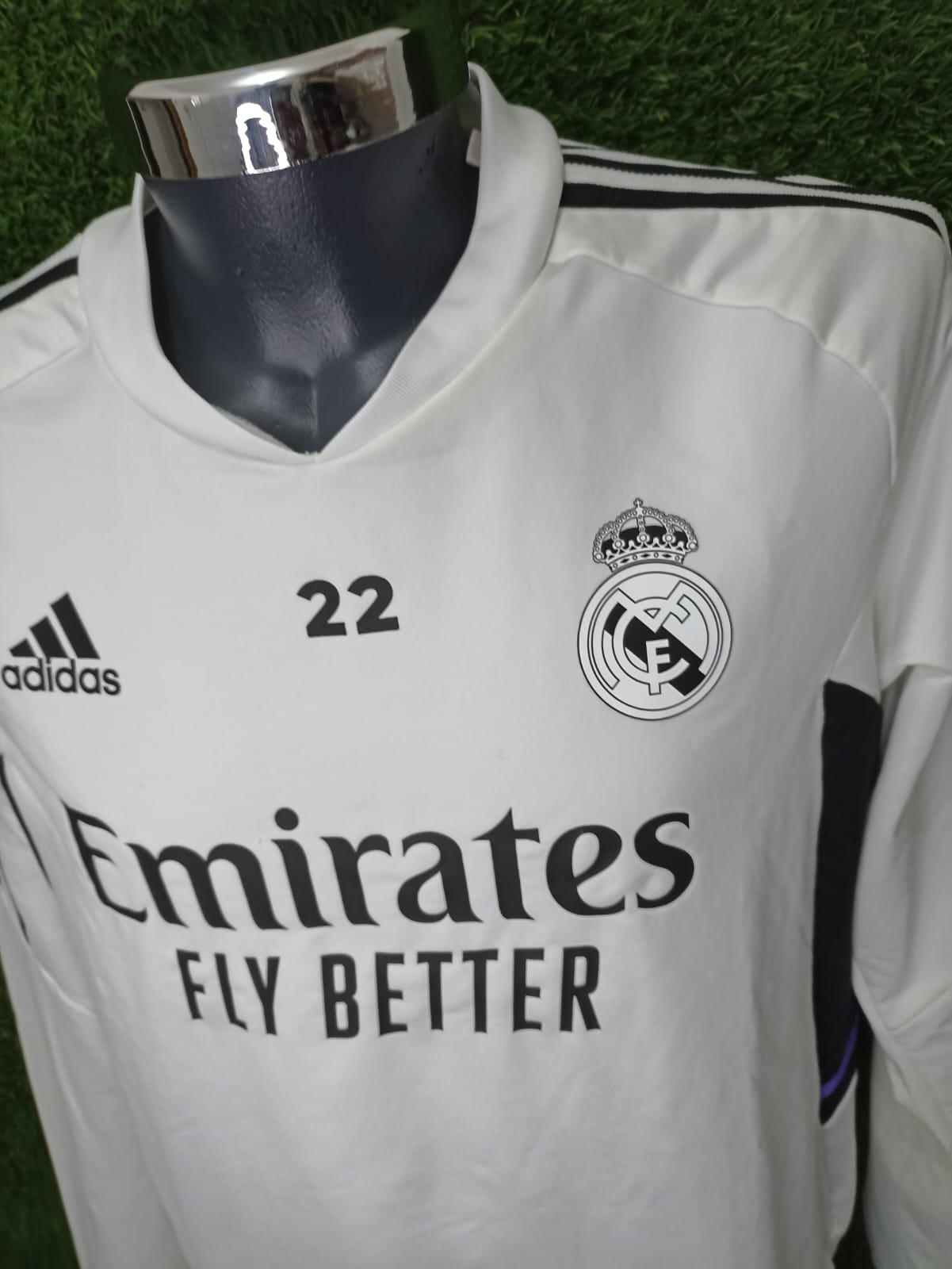 SUDADERA REAL MADRID UTILERIA #22 RUDIGER