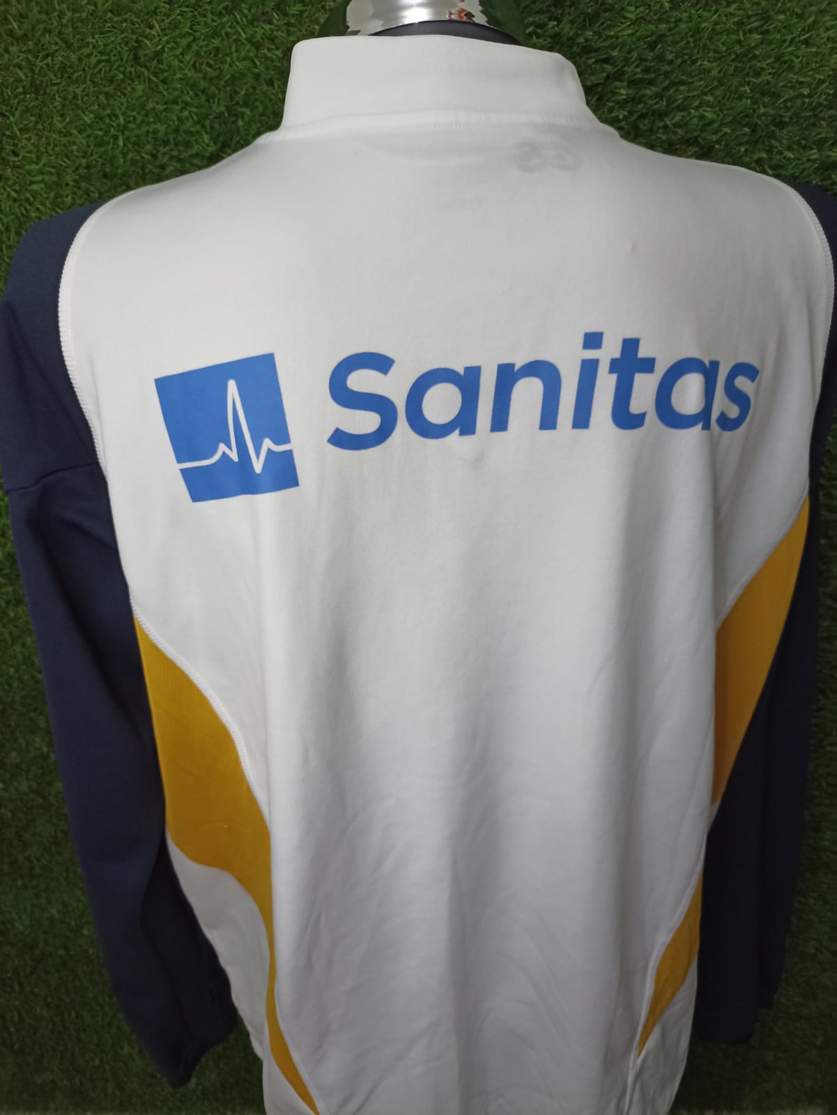 SUDADERA REAL MADRID CUERPO MEDICO