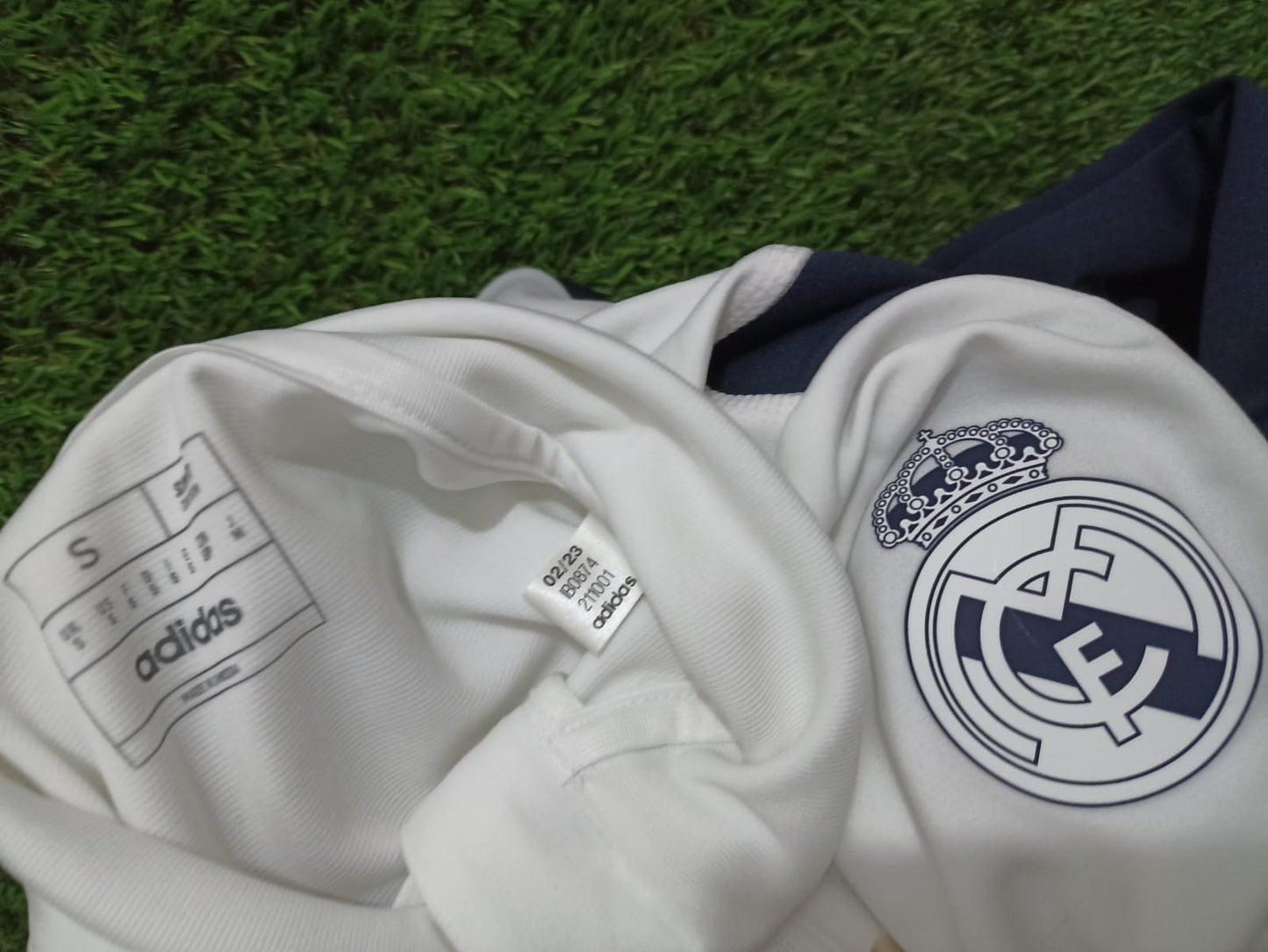 SUDADERA REAL MADRID UTILERIA