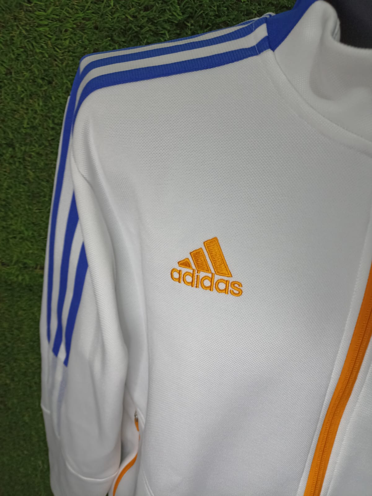 SUDADERA REAL MADRID 2021 UTILERIA