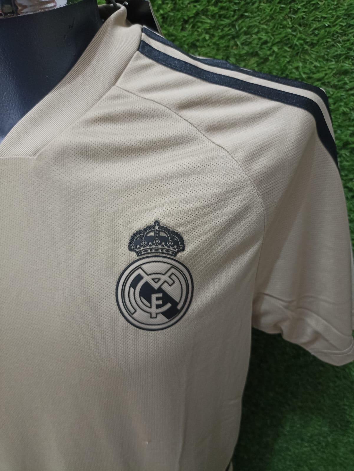 JERSEY ENTRENAMIENTO REAL MADRID