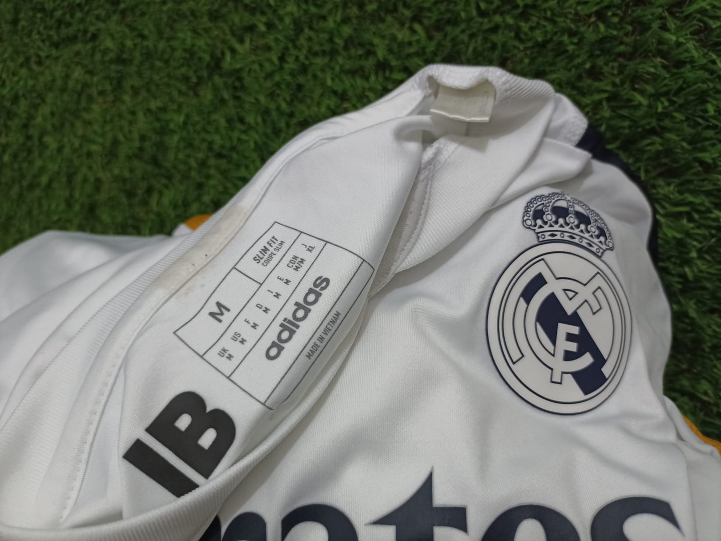 JERSEY REAL MADRID ENTRENAMIENTO UTILERIA