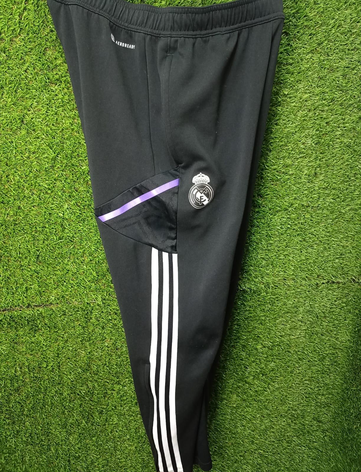 PANTALON REAL MADRID ENTRENAMIENTO 2022