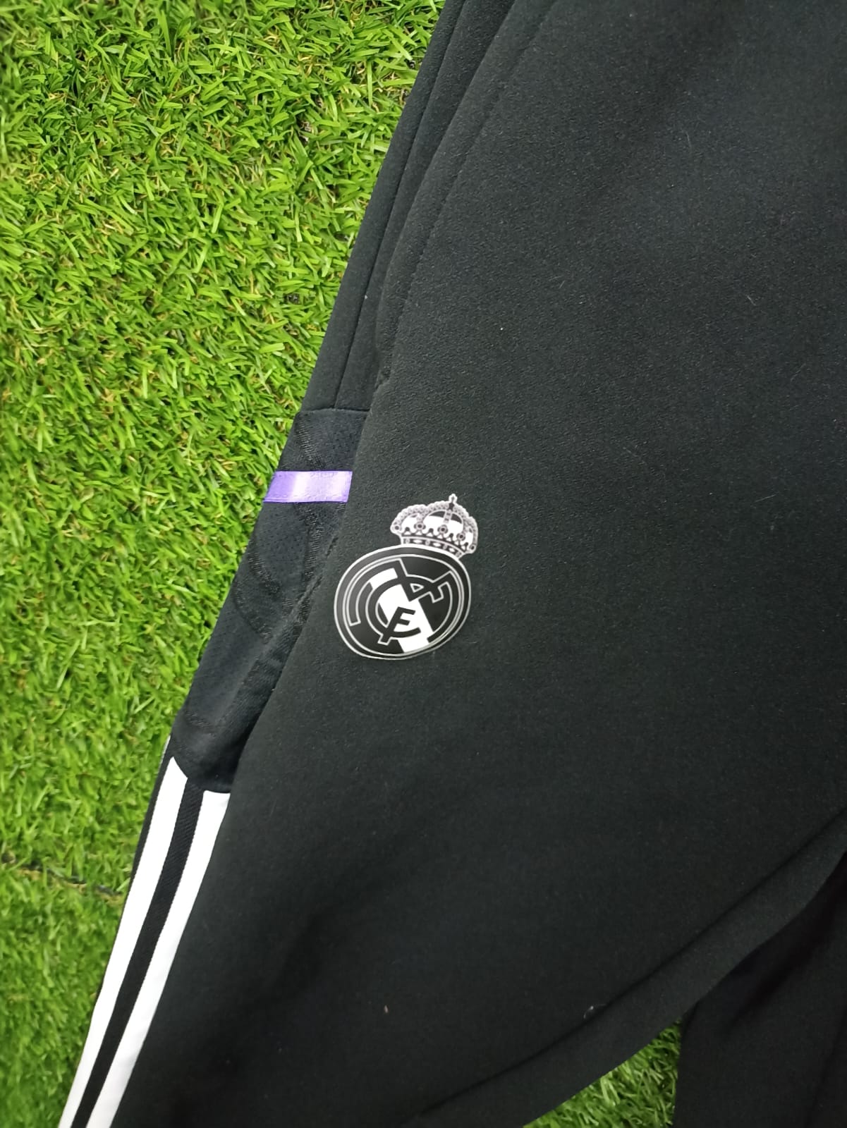 PANTALON REAL MADRID ENTRENAMIENTO 2022