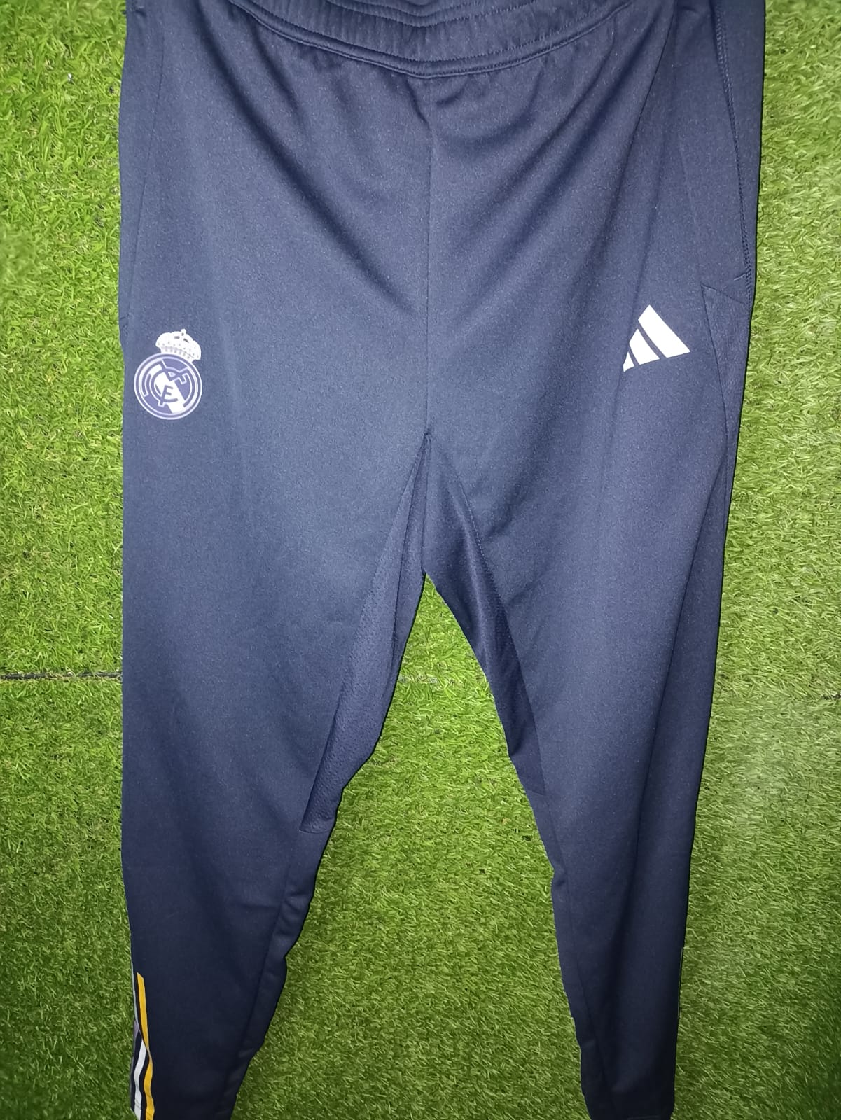 PANTALON ENTRENAMIENTO REAL MADRID 2022 AZUL