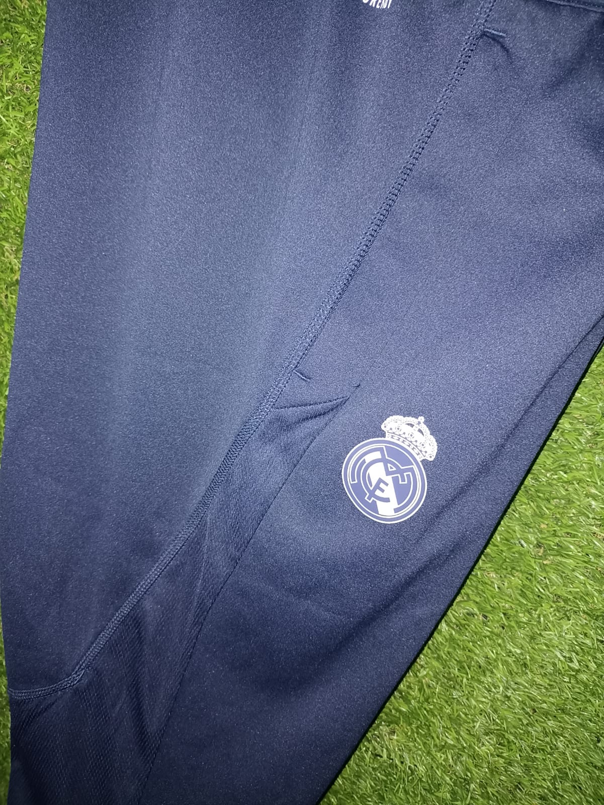 PANTALON ENTRENAMIENTO REAL MADRID 2022 AZUL