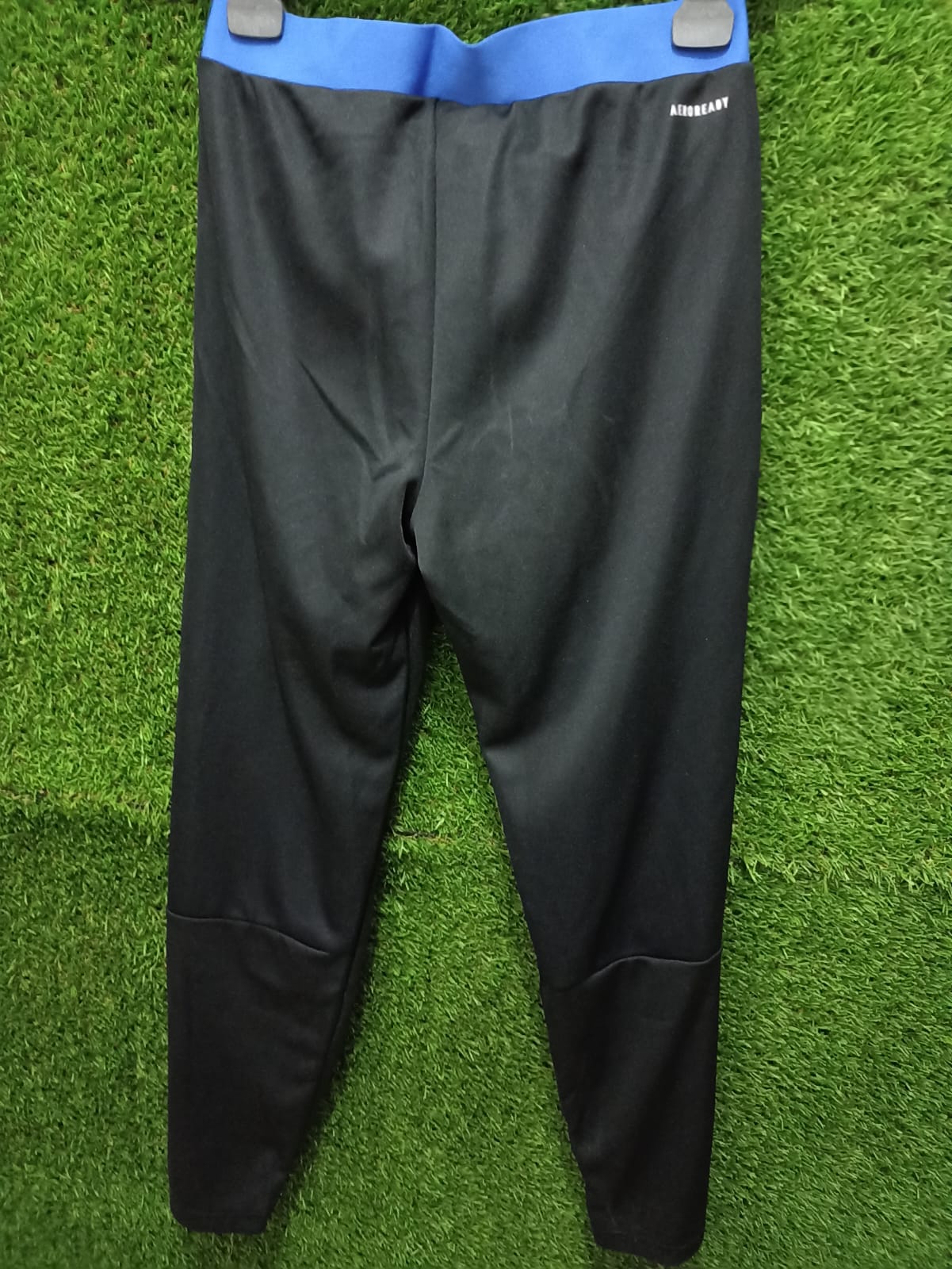 PANTALON REAL MADRID ENTRENAMIENTO PROFESIONAL 2021