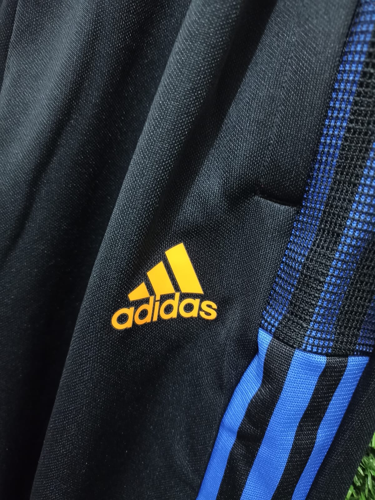 PANTALON REAL MADRID ENTRENAMIENTO PROFESIONAL 2021