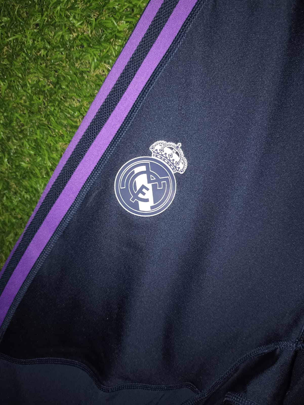 PANTALON REAL MADRID ENTRENAMIENTO PREFESIONAL 2022
