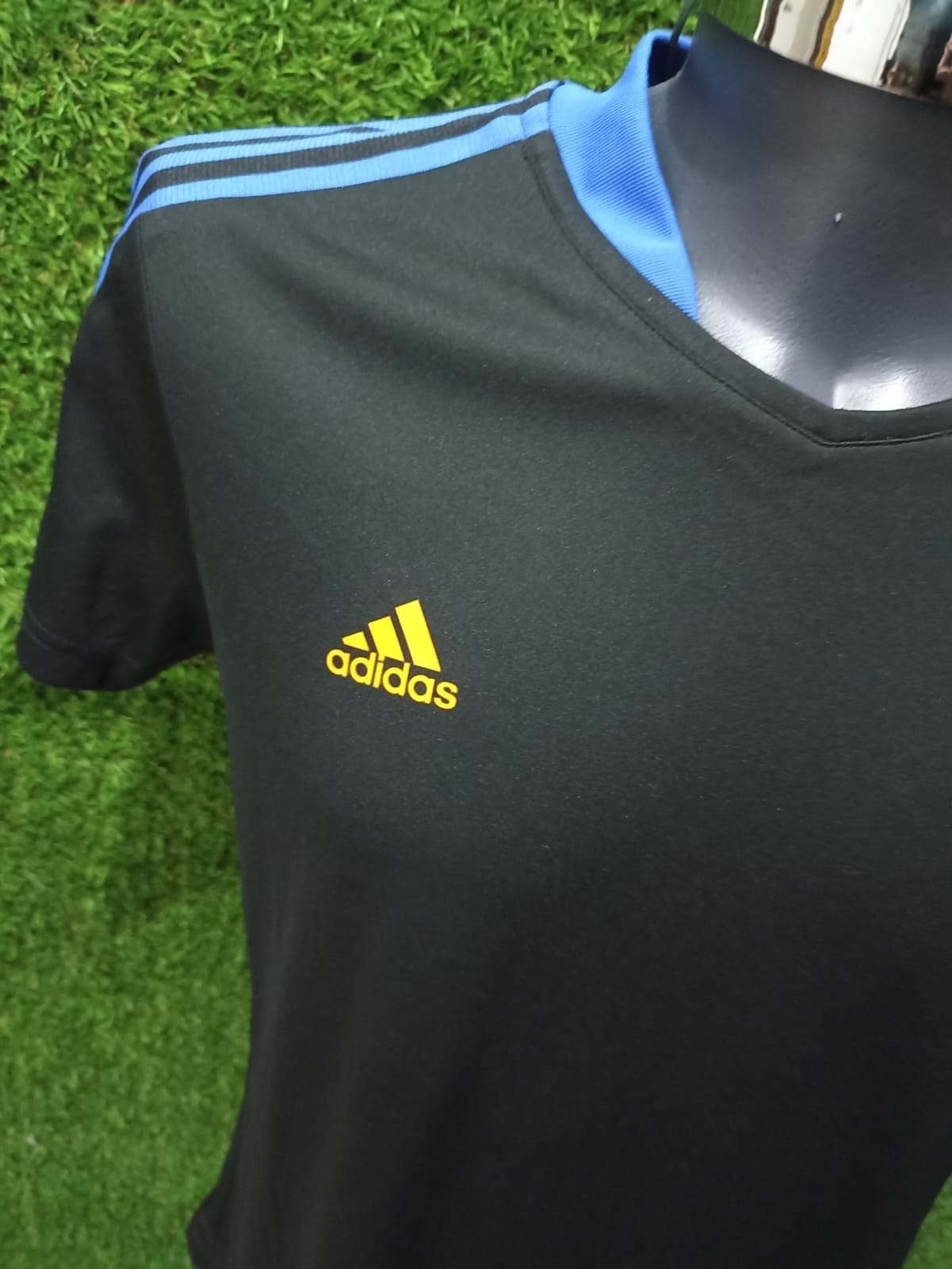 JERSEY ENTRENAMIENTO REAL MADRID DAMA