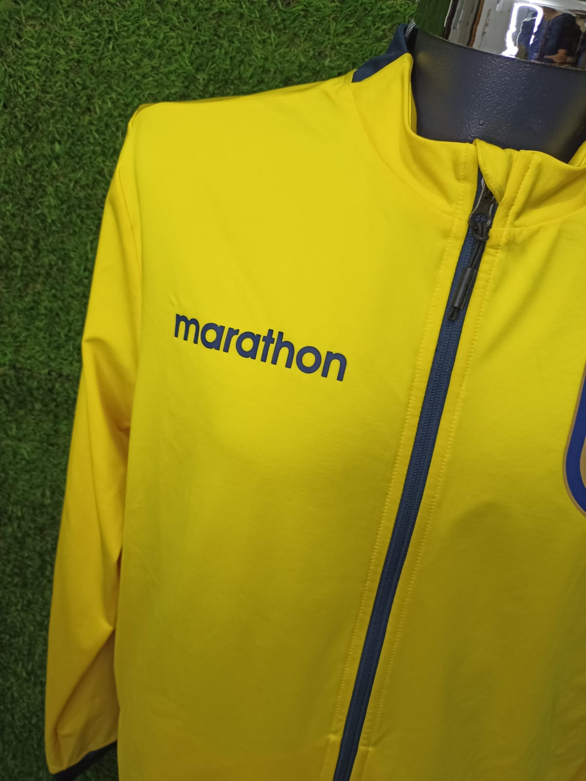 SUDADERA ECUADOR 2023 AMARILLO