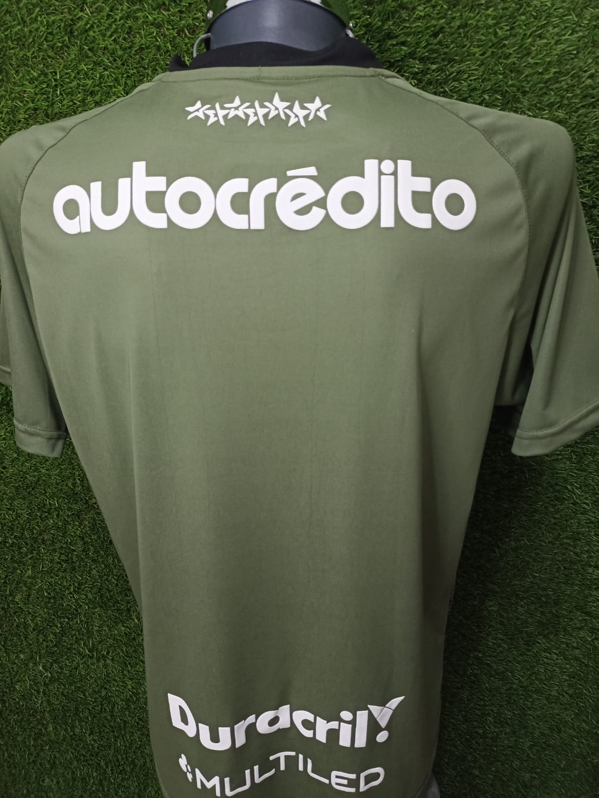 JERSEY PORTERO NEWELLS VERDE 2022