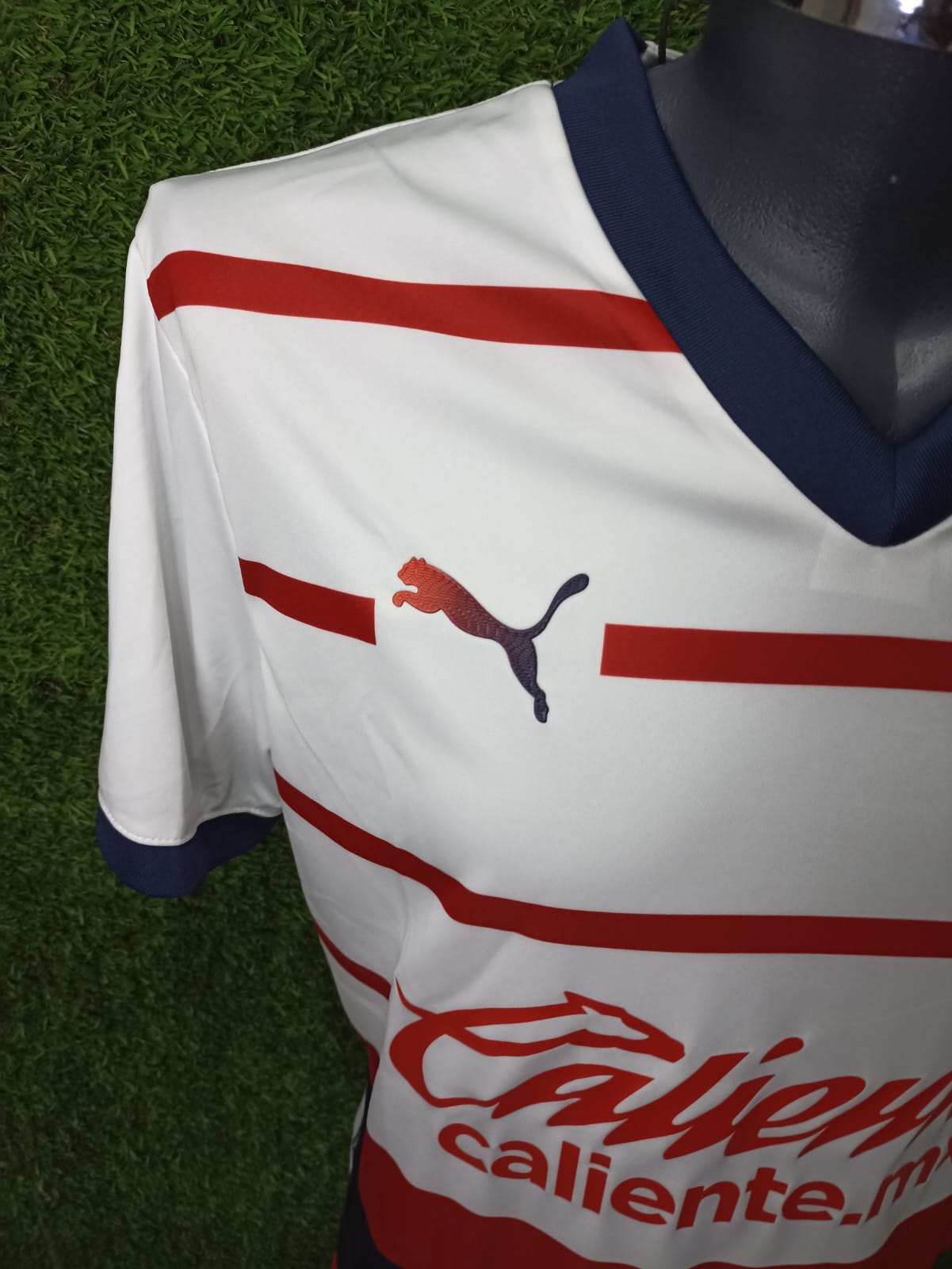 JERSEY CHIVAS VISITA 23-24 VERSION JUGADOR
