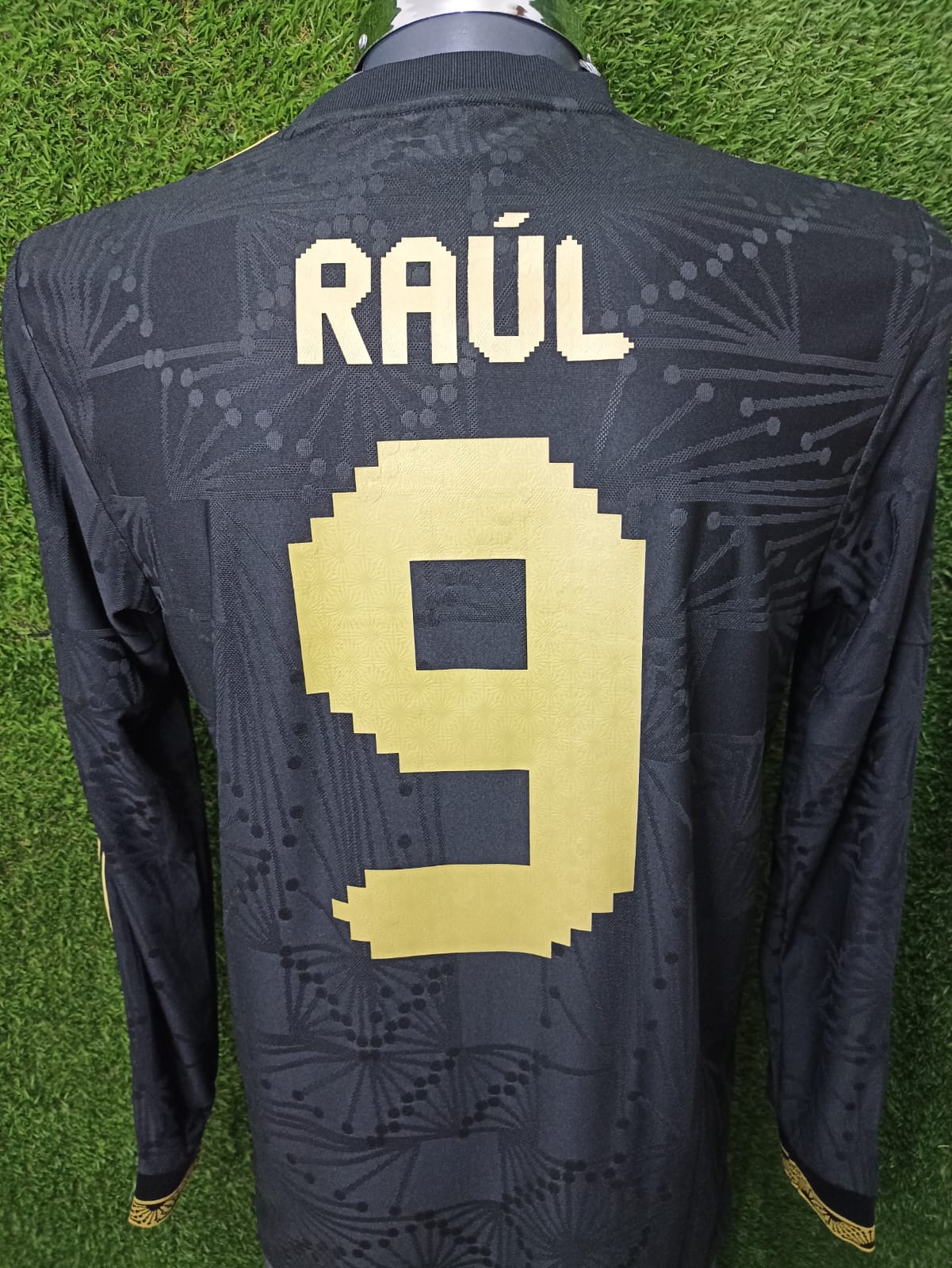 JERSEY SELECCION MEXICO MANGA LARGA #9 RAUL