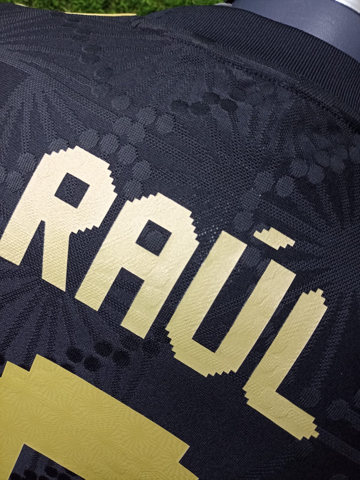 JERSEY SELECCION MEXICO MANGA LARGA #9 RAUL