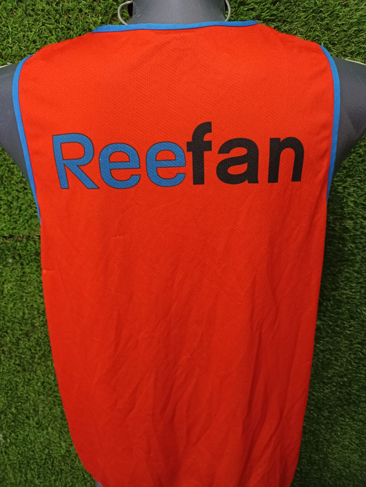 MUSCULOSA CHIVAS UTILERIA DE ENTRENAMIENTO