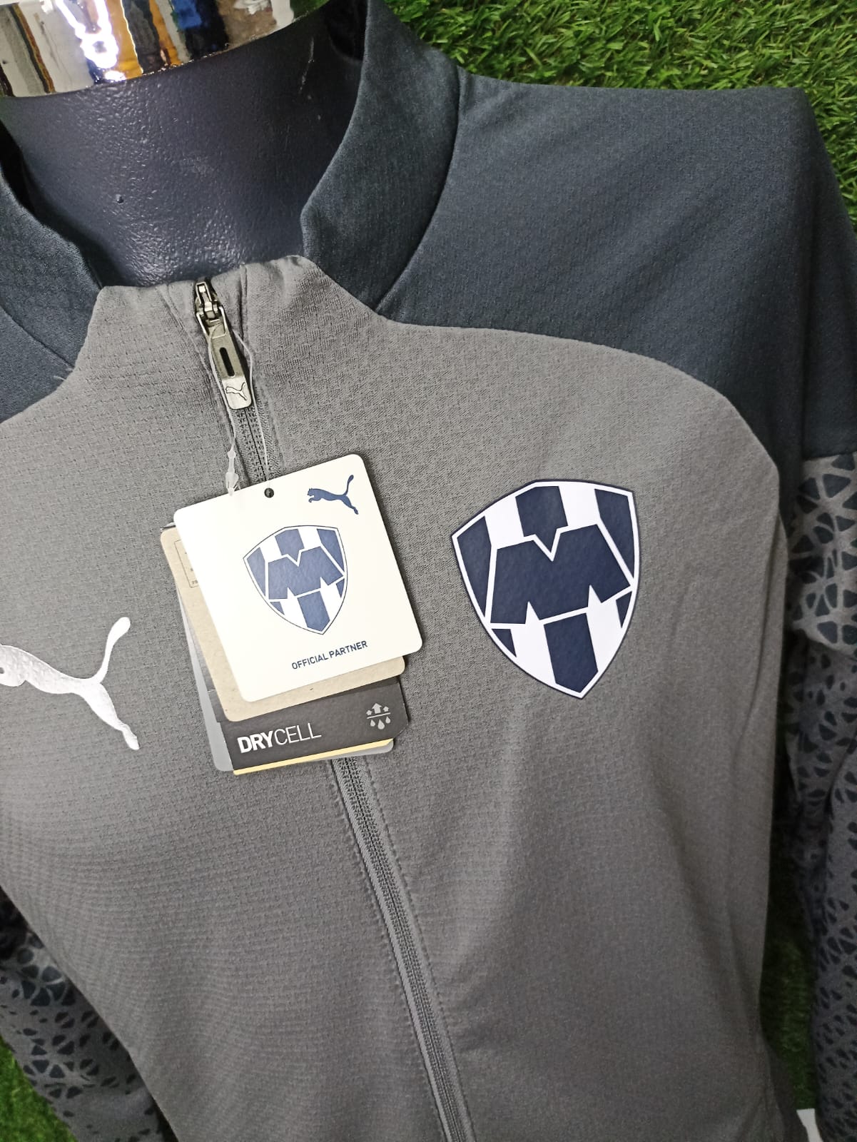 SUDADERA MONTERREY ENTRENAMIENTO