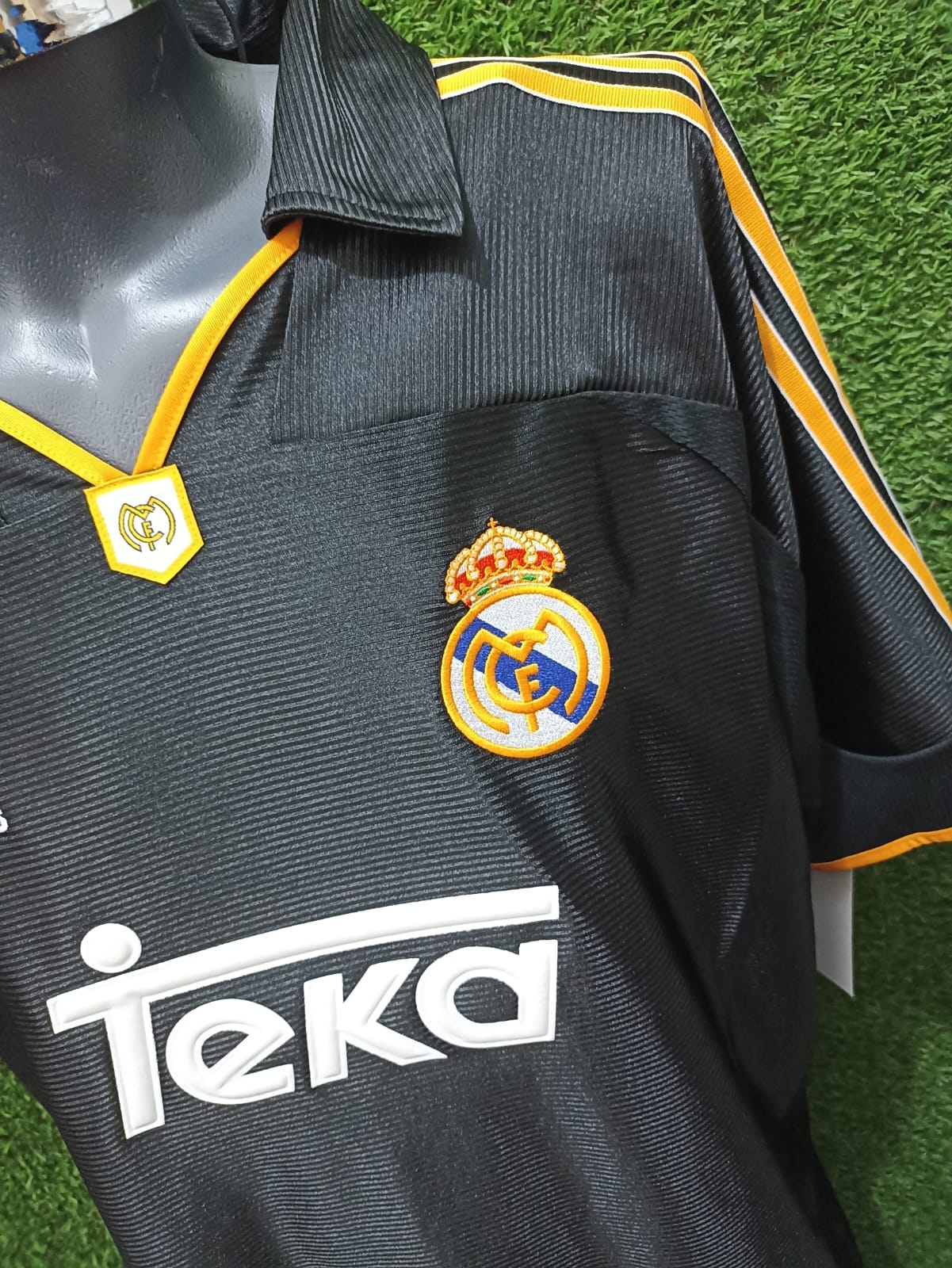 JERSEY REAL MADRID RETRO 1999