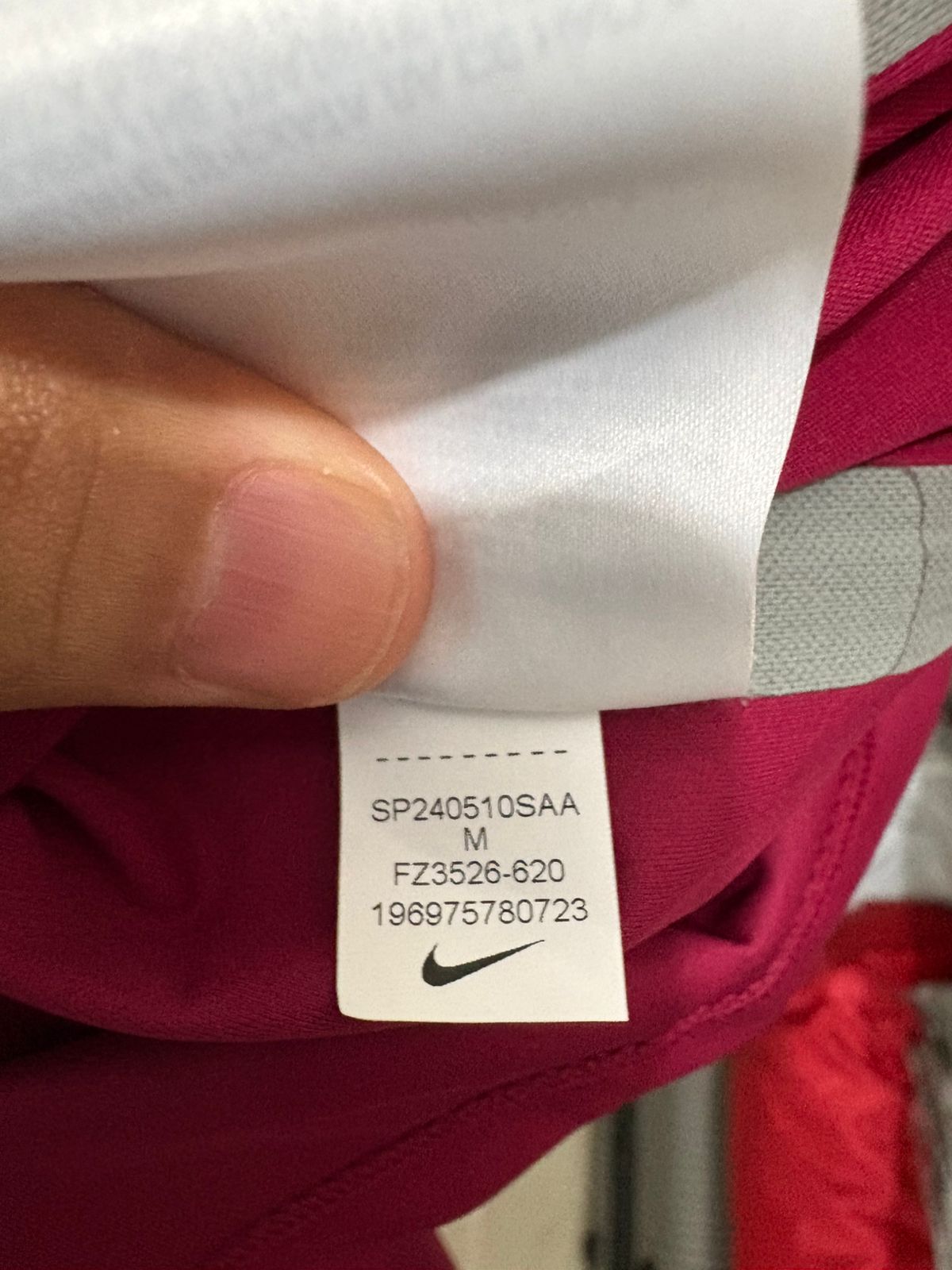SUDADERA BARCELONA ROMPEVIENTOS STORM FIT