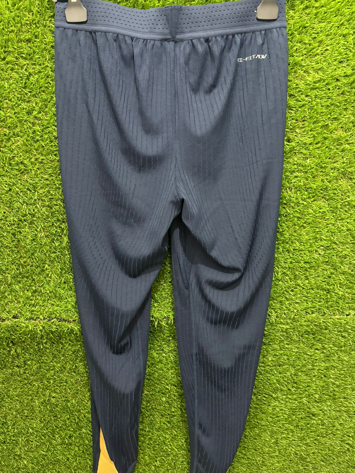 PANTS BARCELONA ENTRENAMIENTO VERSION PROFESIONAL