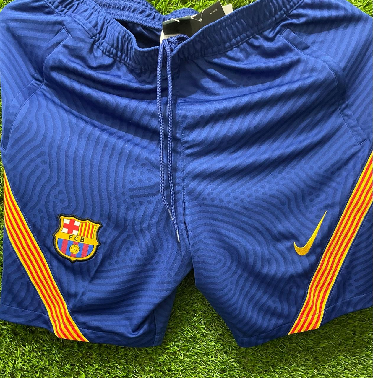 SHORT BARCELONA ENTRENAMIENTO CON BOLSILLO