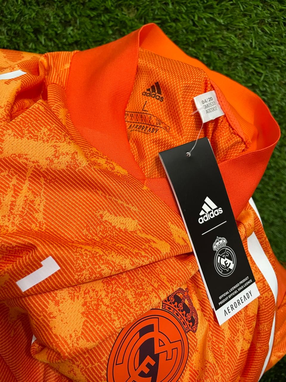 JERSEY ENTRENAMIENTO REAL MADRID #1 COURTOIS