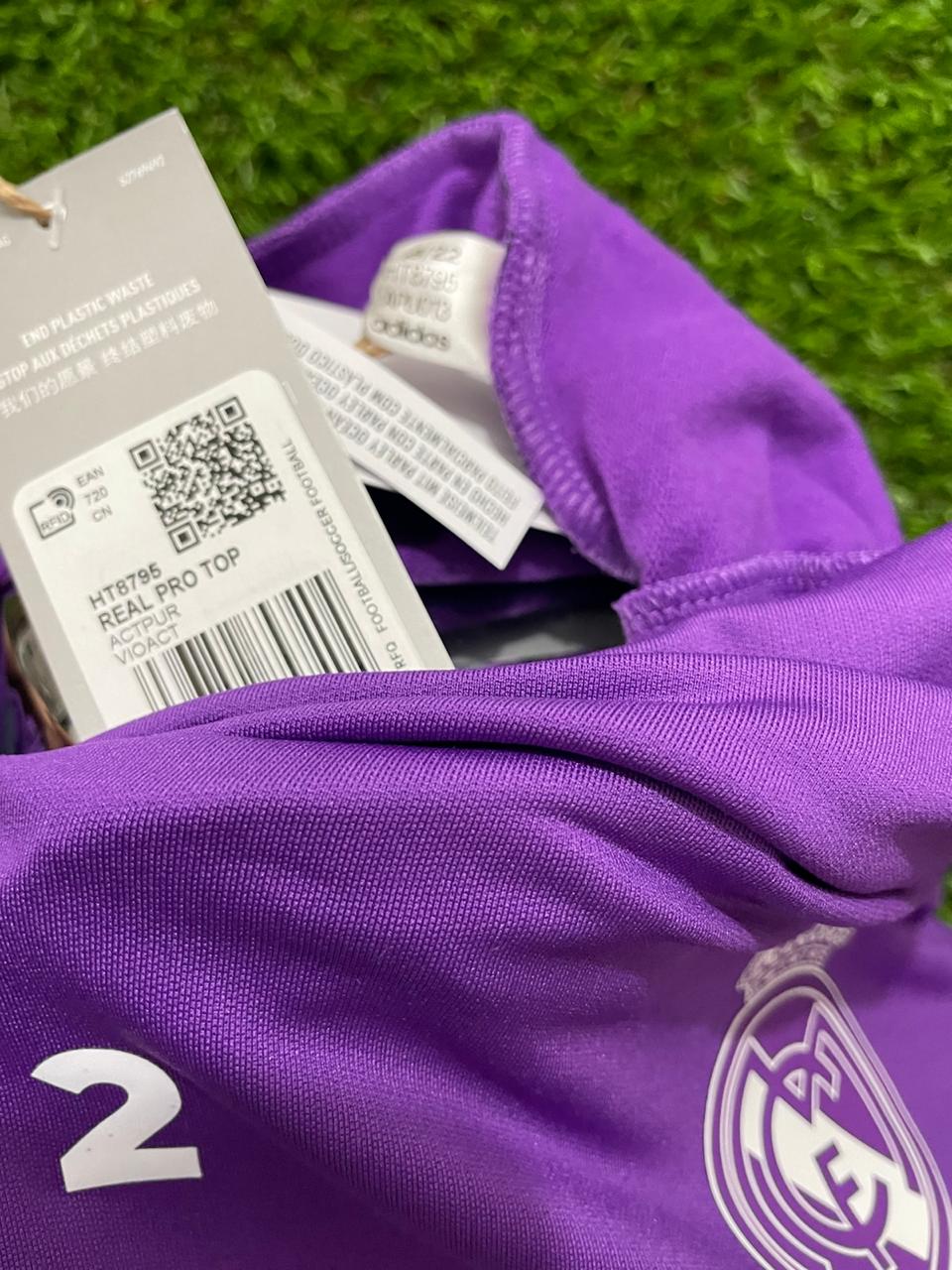 SUDADERA REAL MADRID ENTRENAMIENTO UTILERIA CUELLO TORTUGA