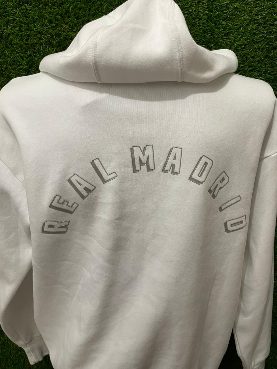 SUDADERA REAL MADRID UTILERIA VS RACISMO