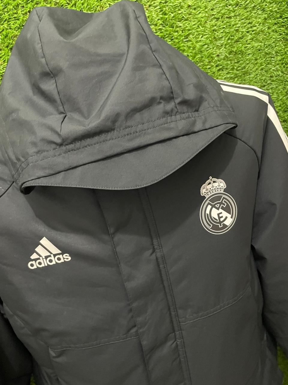 CHAMARRA INVERNAL REAL MADRID UTILERIA