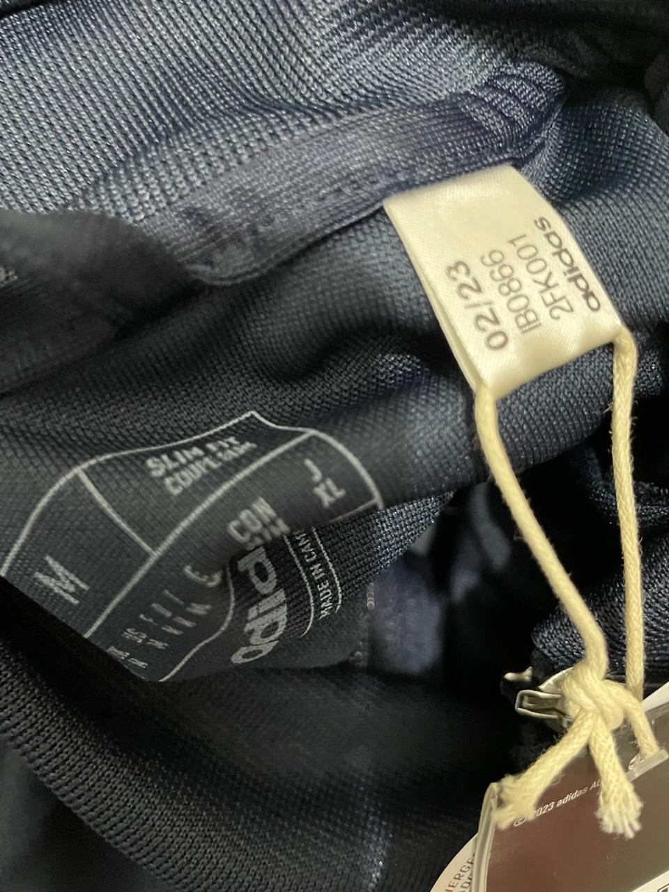 SUDADERA REAL MADRID 2023 CIERRE COMPLETO