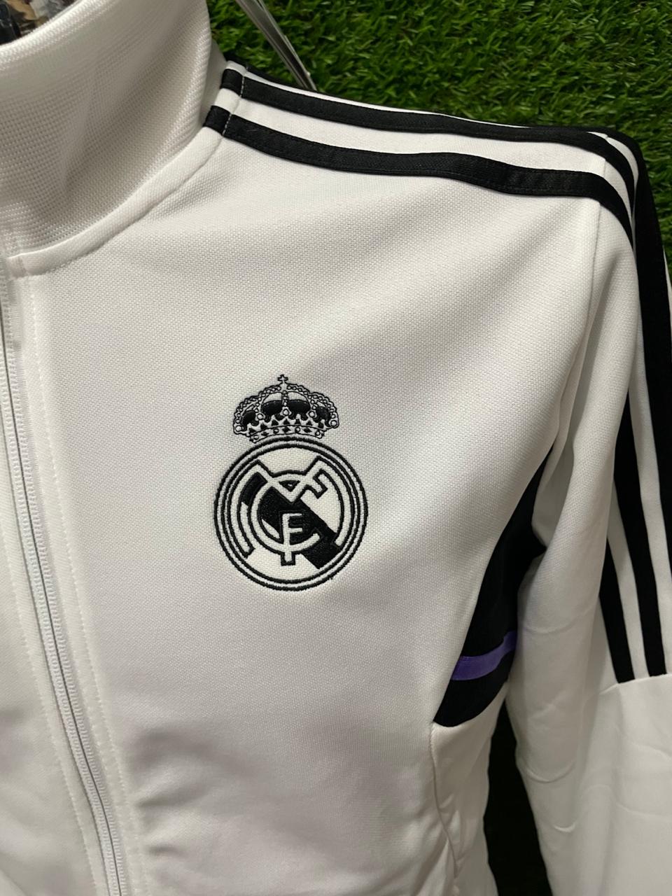 CONJUNTO REAL MADRID 2022