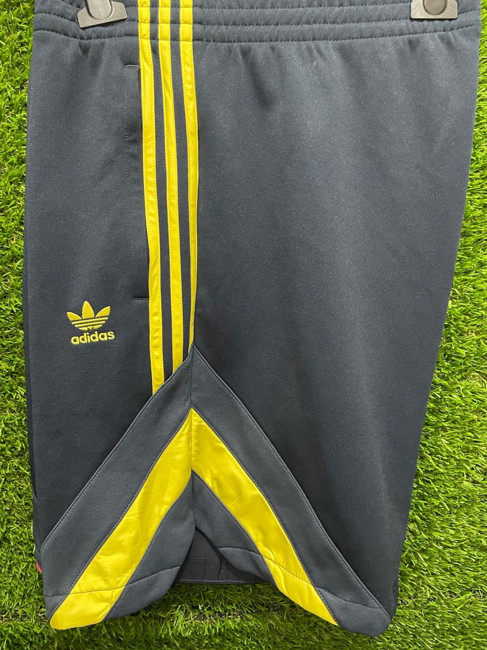 SHORT CON BOLSILLO JUVENTUS