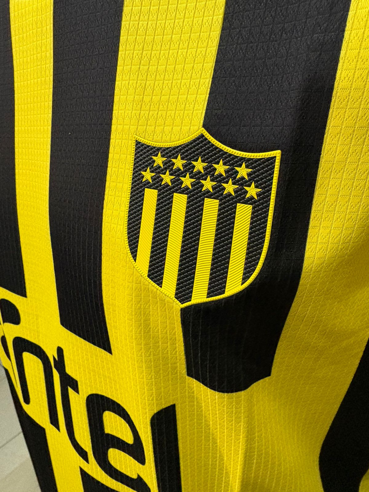 JERSEY PEÑAROL LOCAL 2024