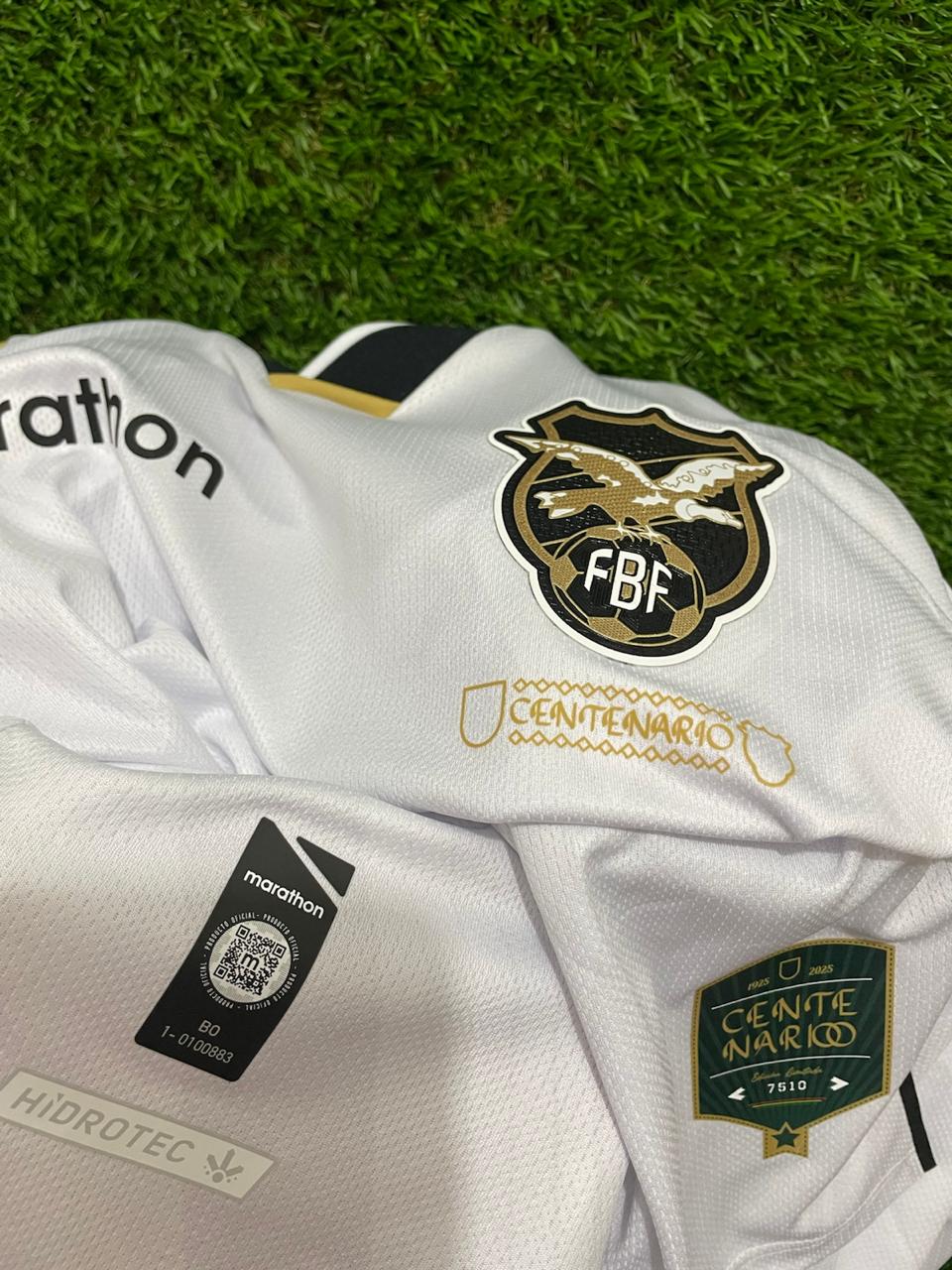 JERSEY BOLIVIA CENTENARIO MANGA LARGA 2025