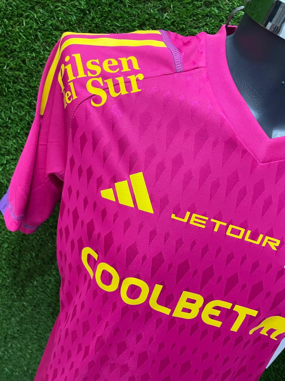 JERSEY COLO COLO PORTERO 2024 ROSA