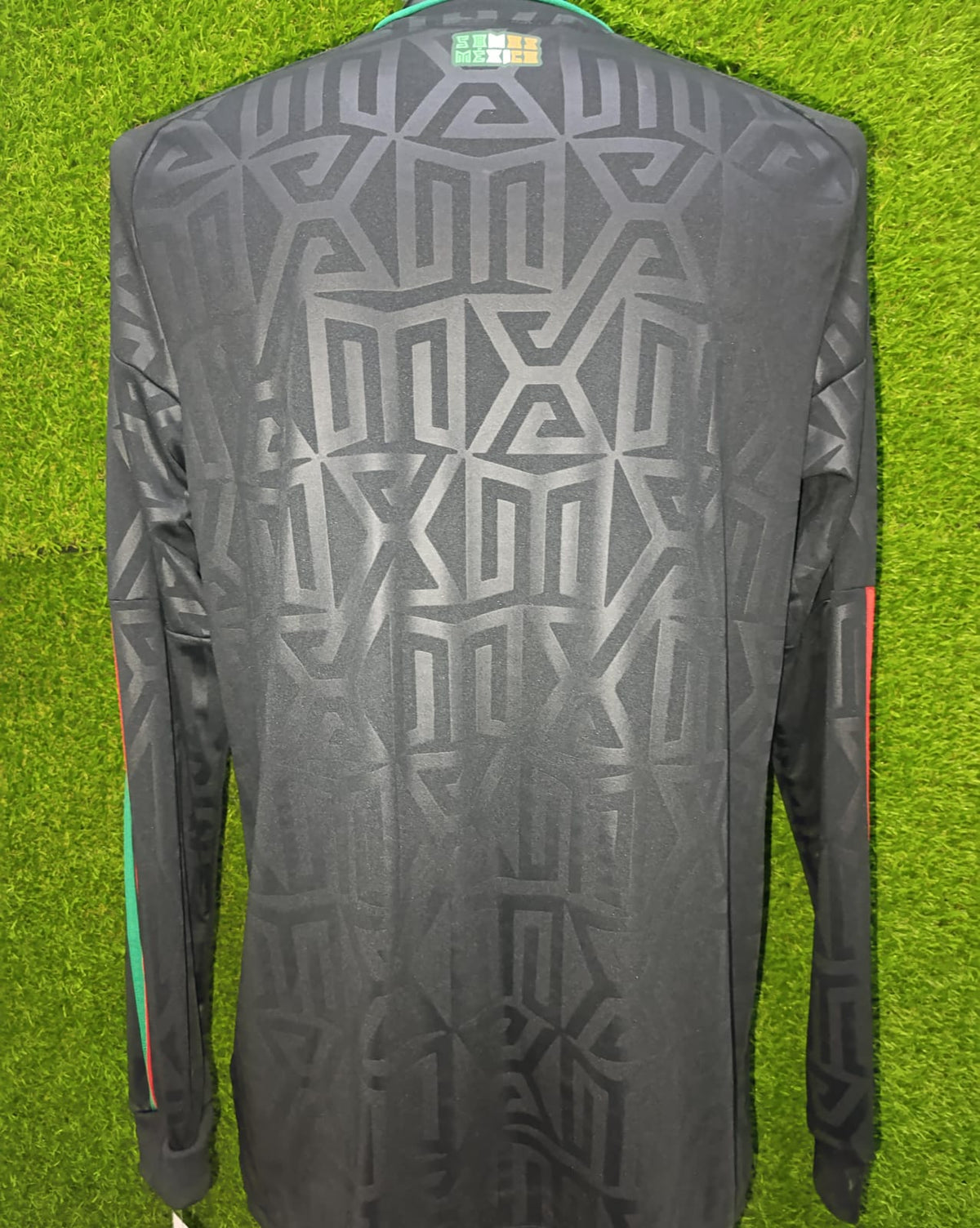 JERSEY MANGA LARGA SELECCIÓN MEXICANA ALTERNATIVA/26