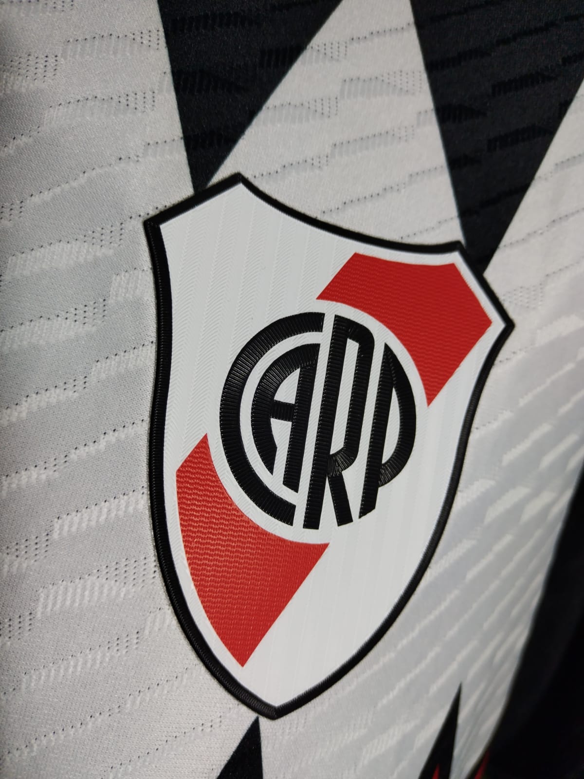 JERSEY ALTERNATIVA AUTHENTIC RIVER PLATE 23/24