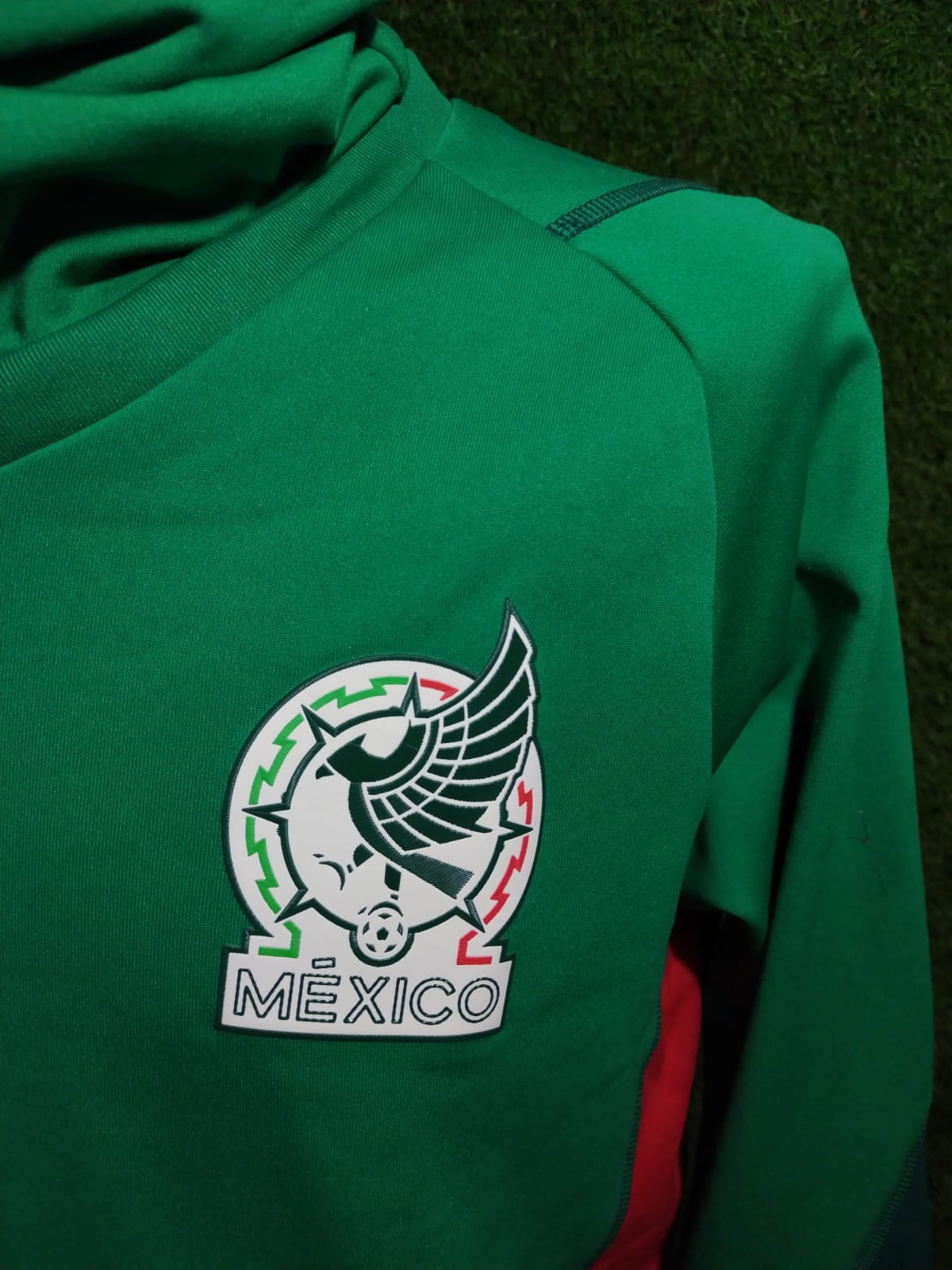 SUDADERA ENTRENAMIENTO SELECCION MEXICANA 2022