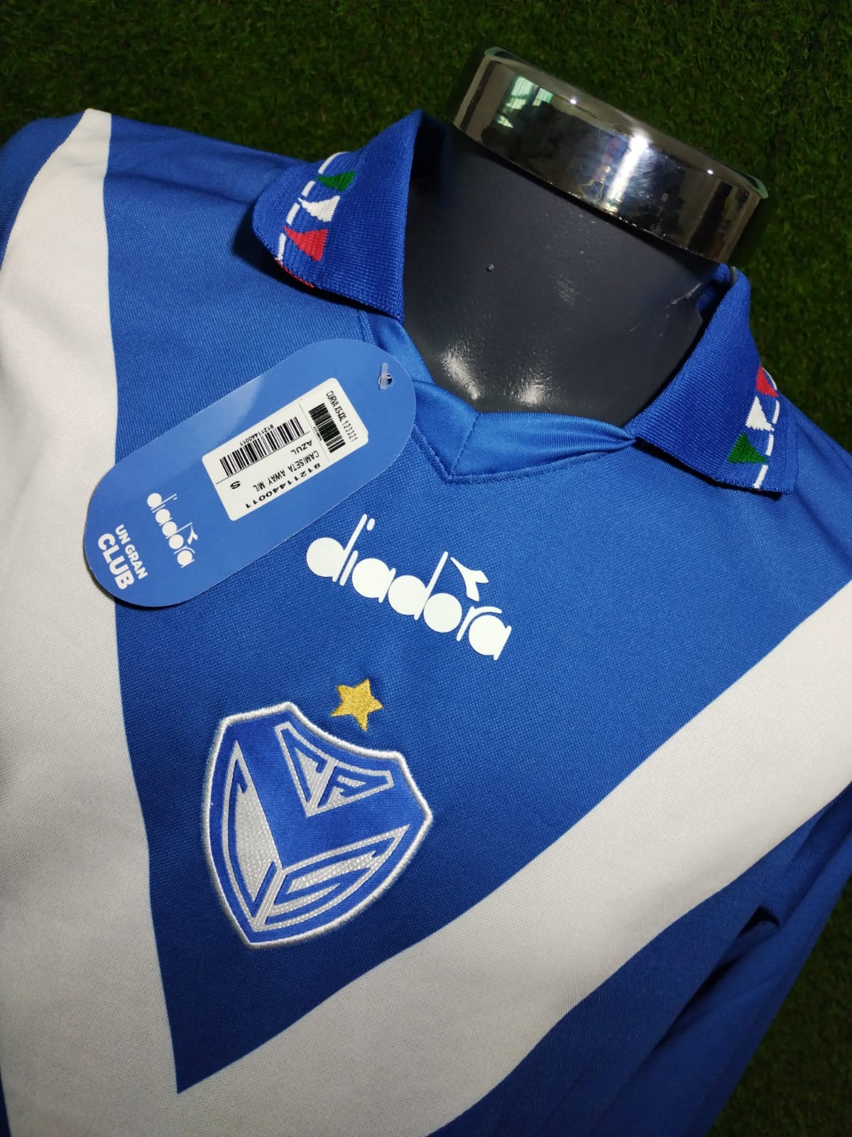 JERSEY VELEZ VISITA 2023 MANGA LARGA