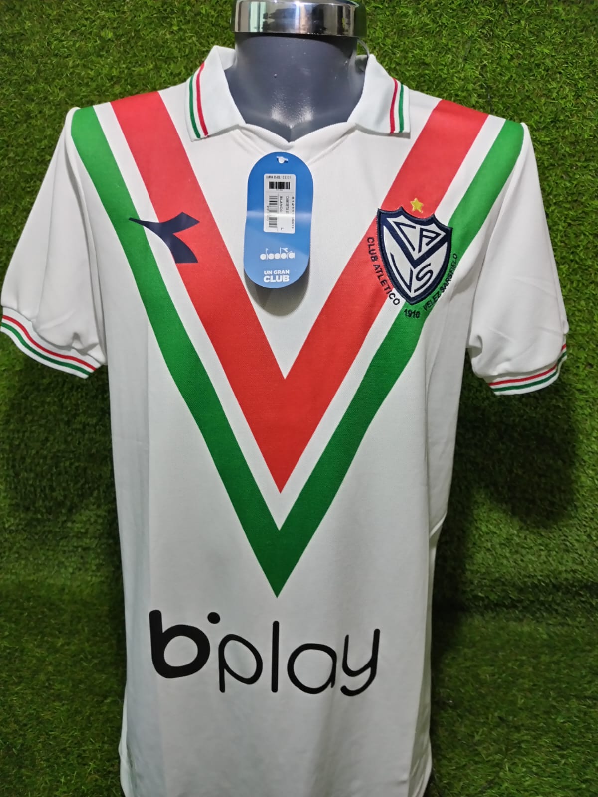 JERSEY VELEZ SARSFIELD ALTERNATIVA 2023