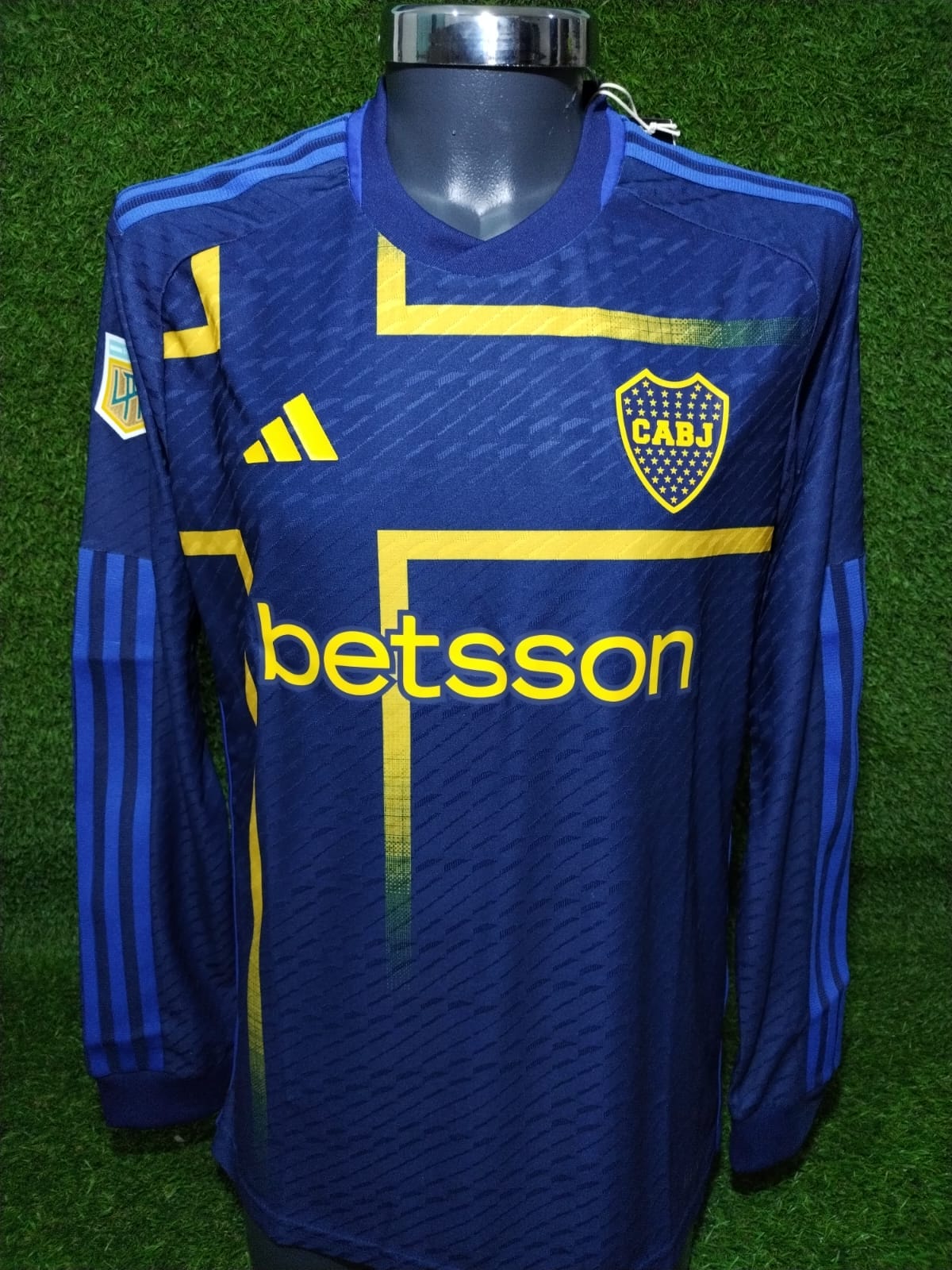 JERSEY BOCA JUNIORS ALTERNATIVA AUTHENTIC HEAT RDY MANGA LARGA #10 CAVANI