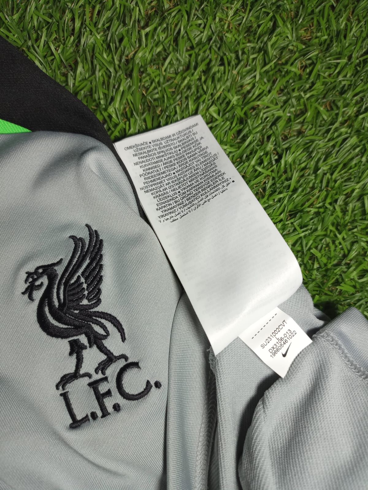 SUDADERA LIVERPOOL MEDIO CIERRE